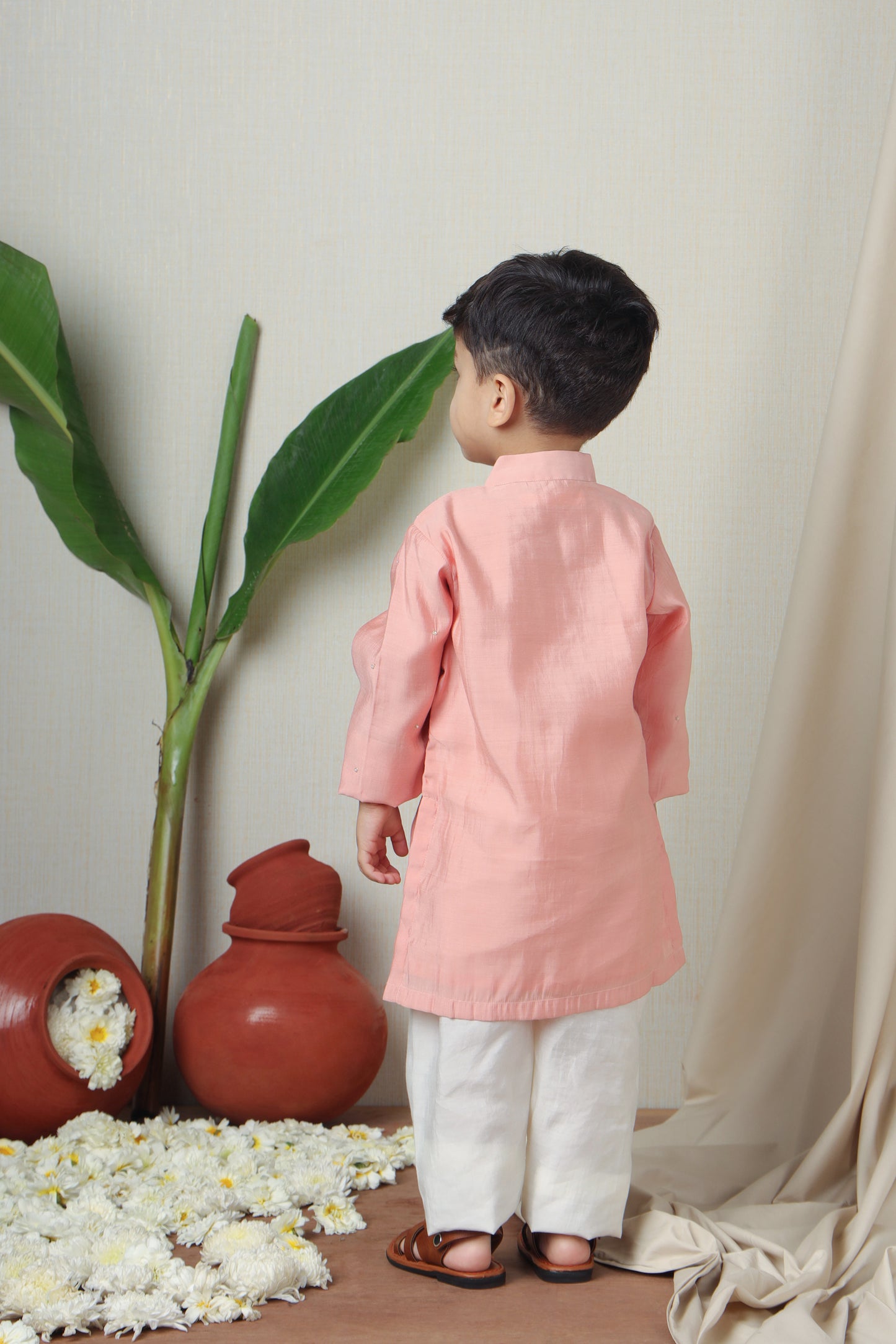 Noir Pink Hand Embroidered Kurta And Pyjama