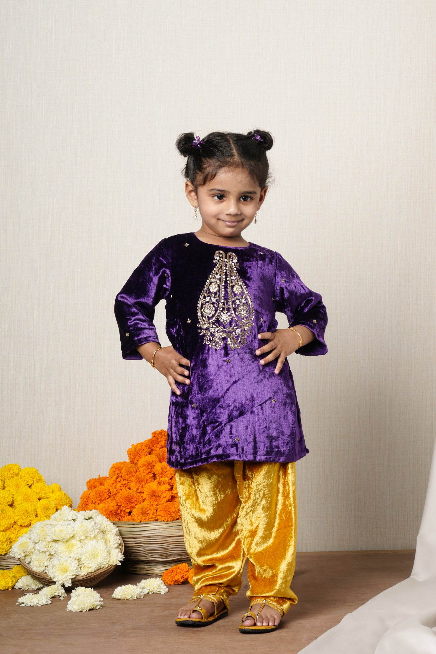 Mahira Purple Velvet Zardozi Kurti Set