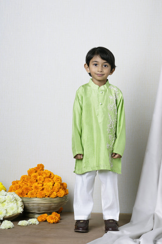 Pin Tuck Detail Kurta And Pyjama